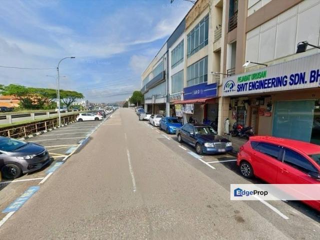 Shop for rent in Bukit Ledang, Johor