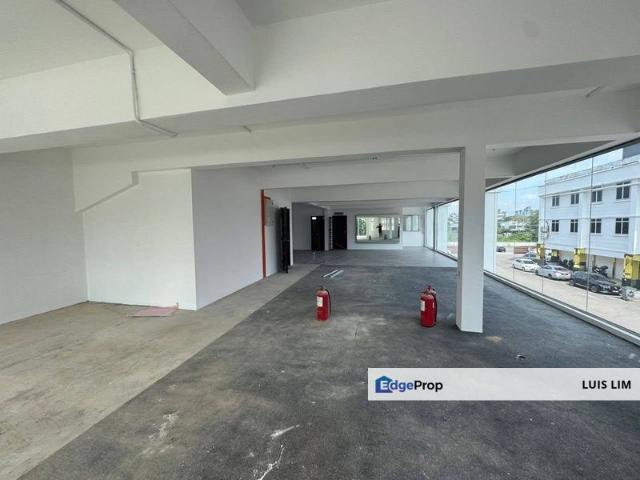 Shop for rent in Bukit Ledang, Johor