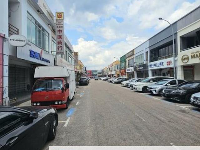 Shop for rent in Bukit Ledang, Johor