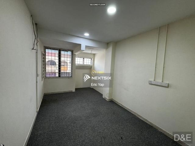 Shop for sale in Bukit Ledang, Johor
