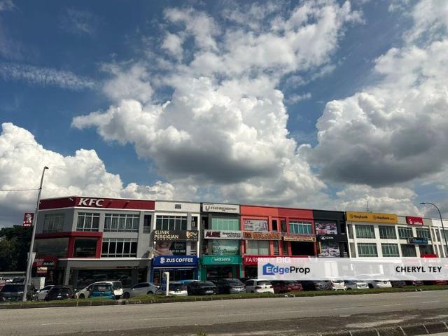 Shop for rent in Bukit Ledang, Johor
