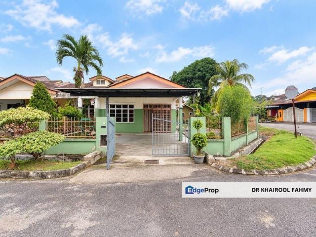 House for sale in Taman Nusa Damai, Pasir Gudang