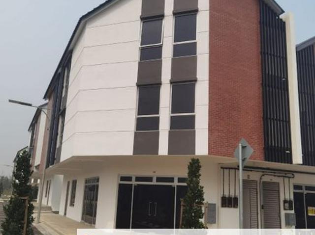 Shop for rent in Kediaman Kakitangan Daerah JKR Johor Bahru, Iskandar Puteri