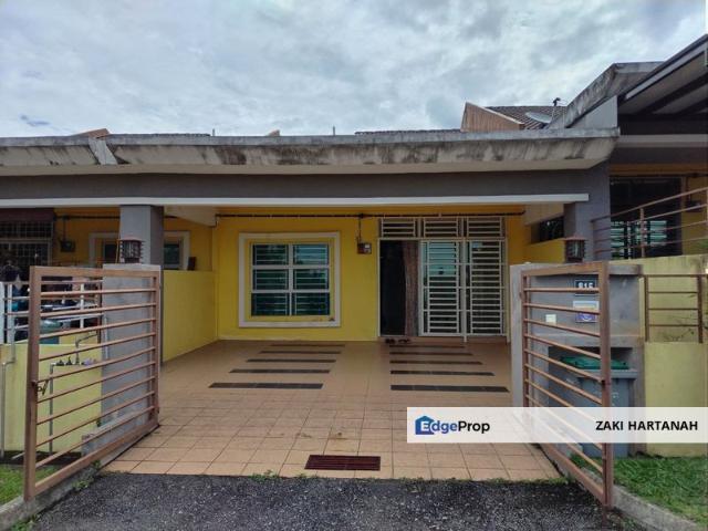 House for sale in Sendayan Village, Negeri Sembilan