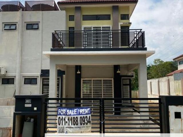 House for sale in Sendayan Village, Negeri Sembilan