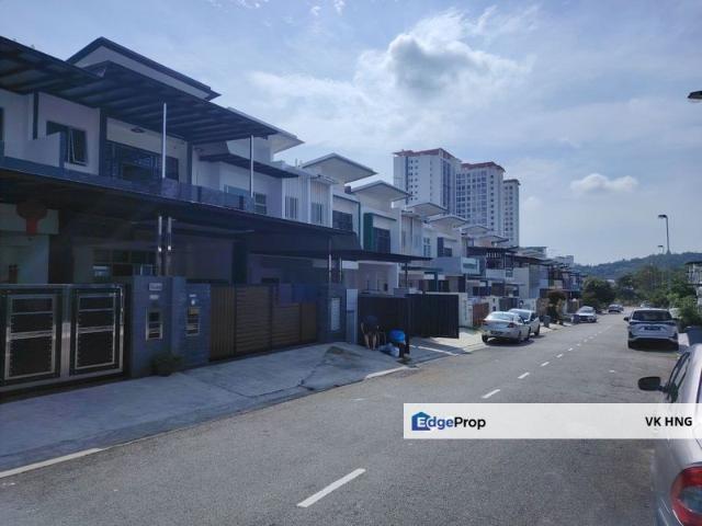 House for rent in Pulai, Bukit Ledang
