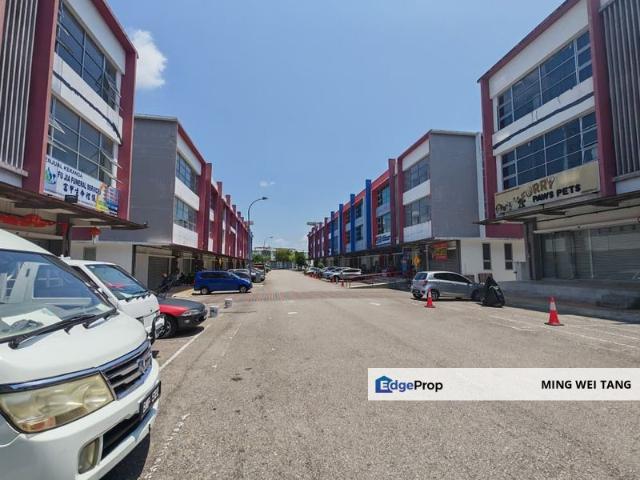 Shop for sale in Bukit Ledang, Johor
