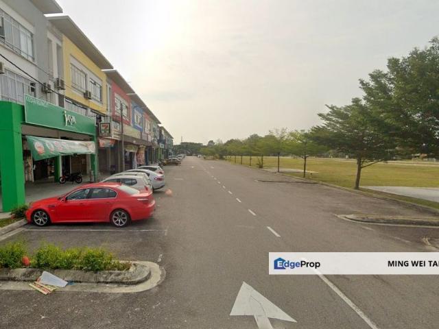 Shop for rent in Bukit Ledang, Johor