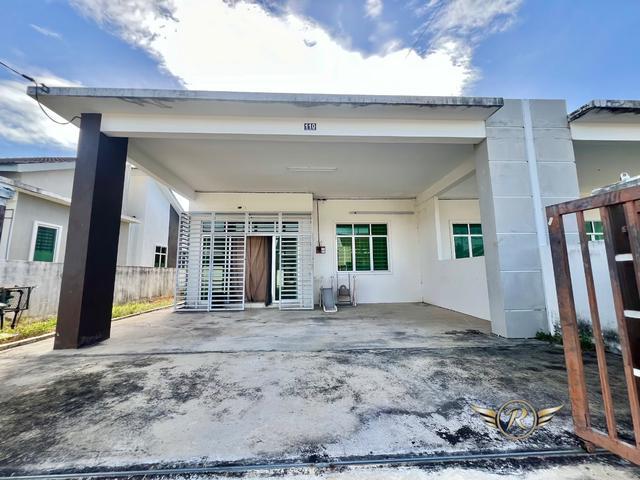 Residential House for sale in Kuala Kedah, Kedah