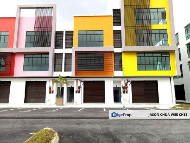Shop for sale in Bukit Ledang, Johor