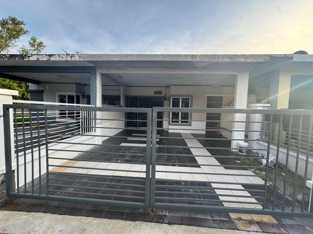 Terraced House for sale in Sendayan Village, Negeri Sembilan