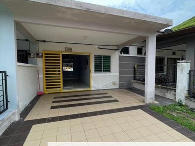 House for sale in Sendayan Village, Negeri Sembilan