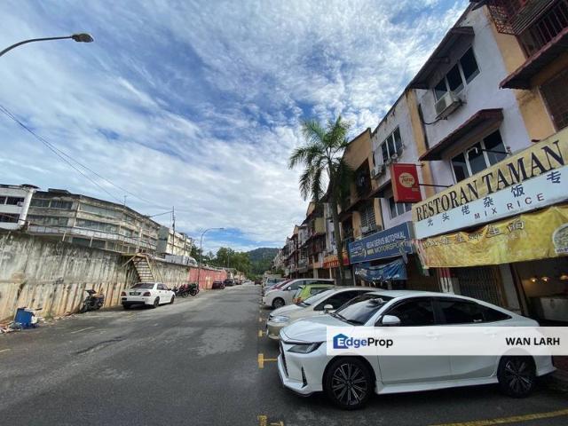 Shop for sale in Kajang, Langat