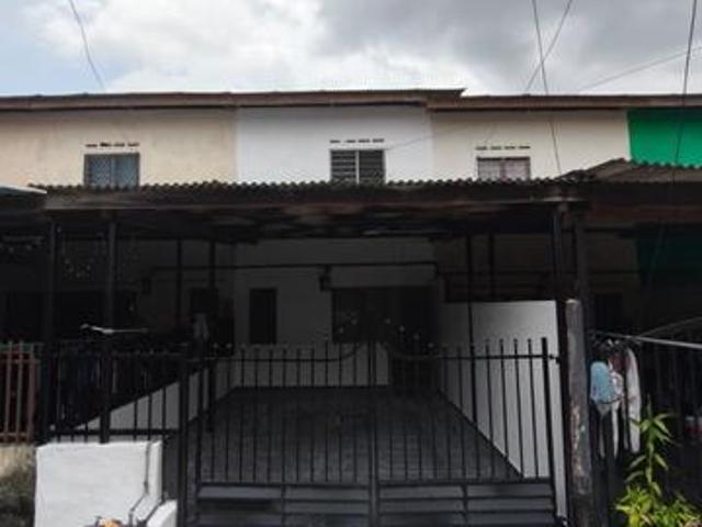Terraced House for sale in Batu Pahat