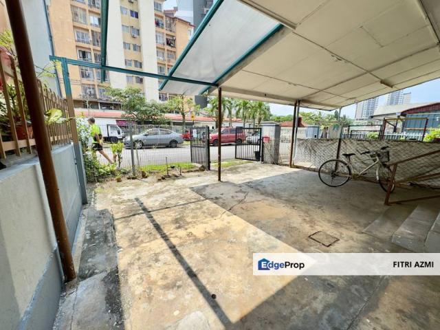 House for sale in Country Heights Damansara, Kuala Lumpur