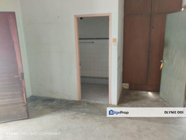 House for sale in Country Heights Damansara, Kuala Lumpur