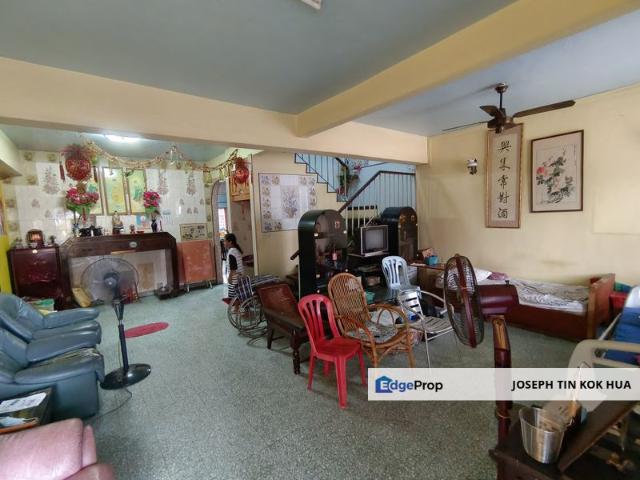 House for sale in Country Heights Damansara, Kuala Lumpur