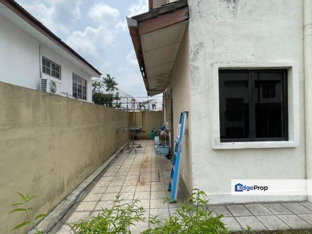 House for sale in Country Heights Damansara, Kuala Lumpur