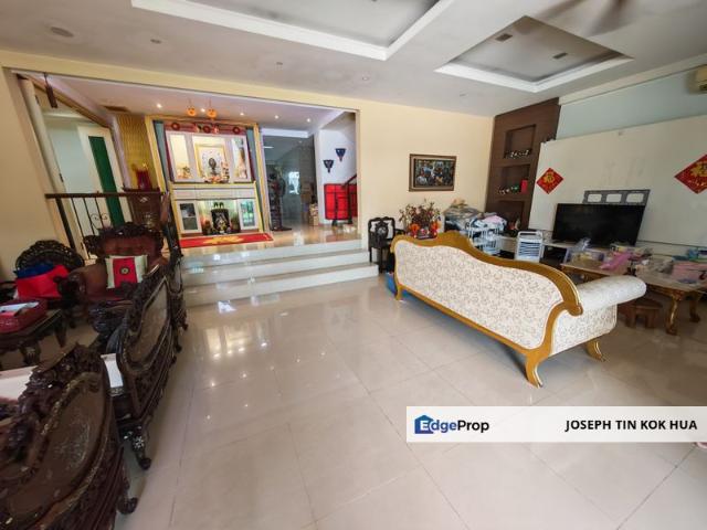 House for sale in Country Heights Damansara, Kuala Lumpur