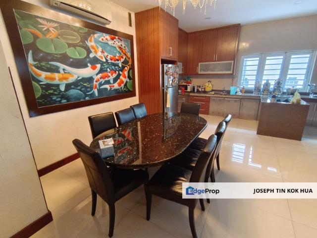 House for sale in Country Heights Damansara, Kuala Lumpur