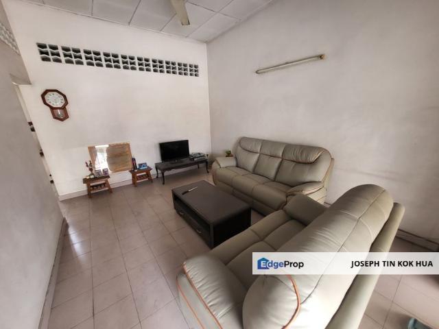 House for sale in Country Heights Damansara, Kuala Lumpur