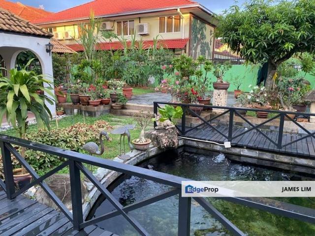 House for sale in Country Heights Damansara, Kuala Lumpur