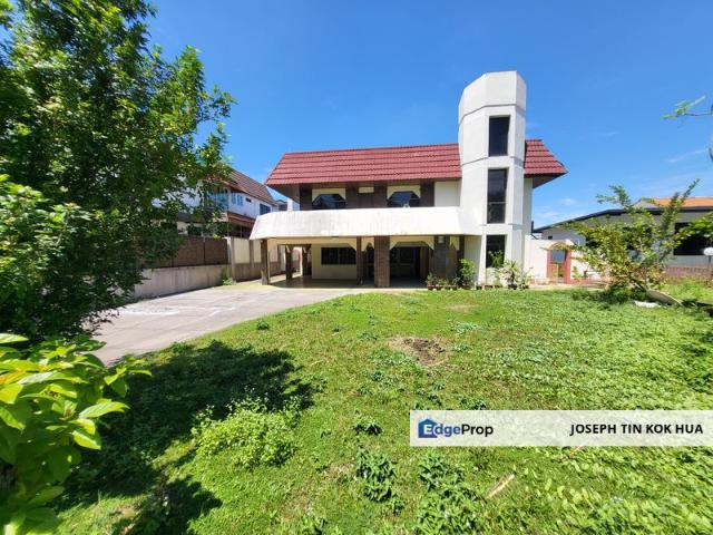 House for rent in Country Heights Damansara, Kuala Lumpur