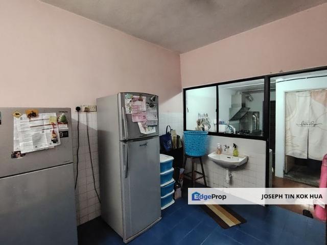 House for sale in Country Heights Damansara, Kuala Lumpur
