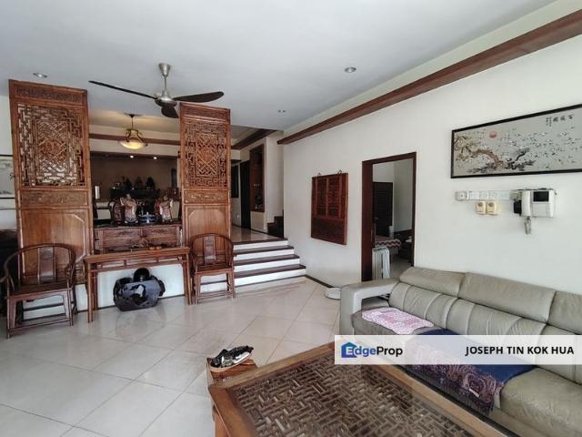 House for sale in Country Heights Damansara, Kuala Lumpur