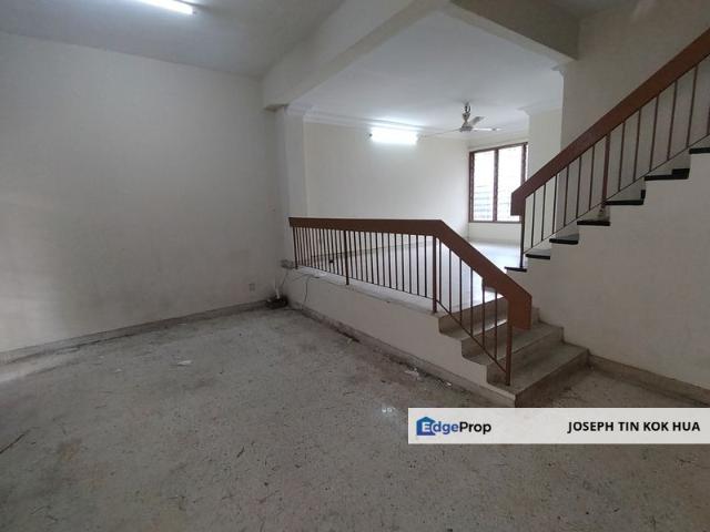 House for sale in Country Heights Damansara, Kuala Lumpur