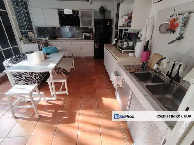 House for sale in Country Heights Damansara, Kuala Lumpur