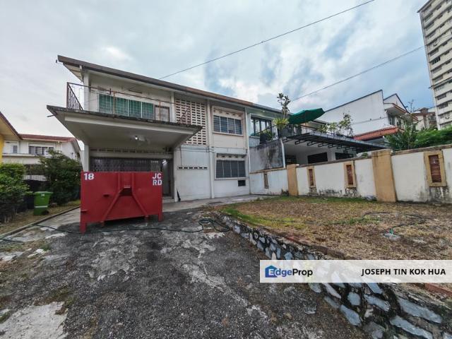 House for sale in Country Heights Damansara, Kuala Lumpur