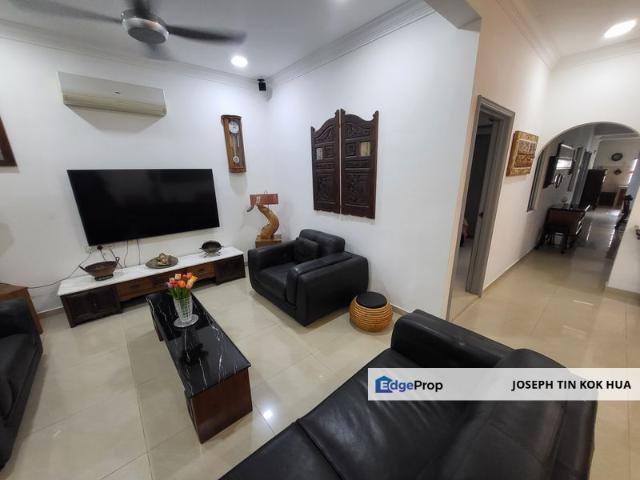 House for sale in Country Heights Damansara, Kuala Lumpur