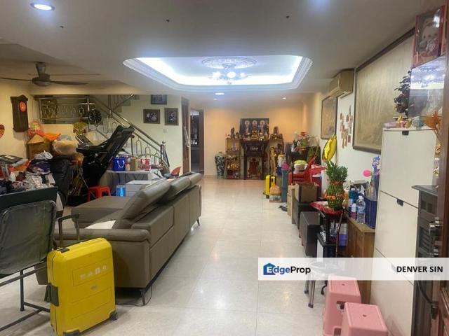 House for sale in Country Heights Damansara, Kuala Lumpur
