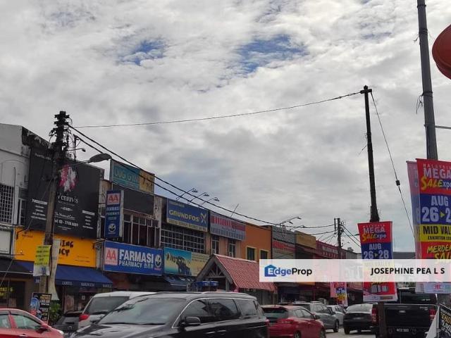 Shop for rent in Country Heights Damansara, Kuala Lumpur