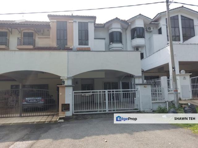 House for sale in Malaka