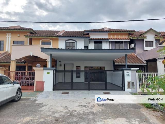 House for sale in Malaka