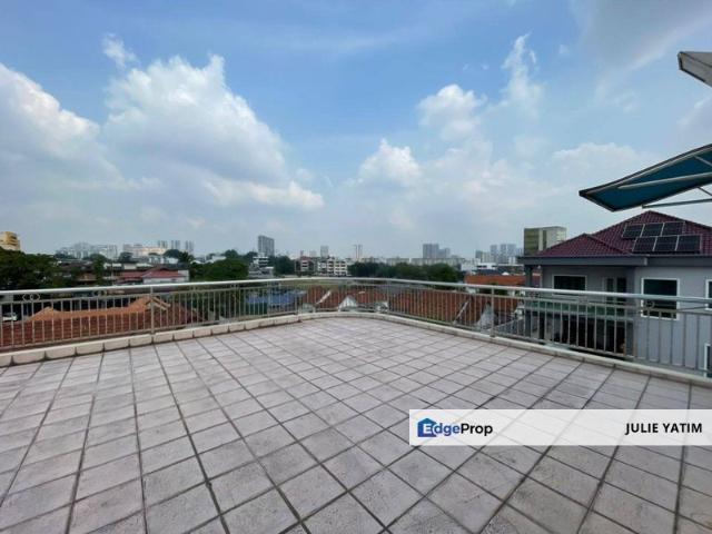 House for sale in Country Heights Damansara, Kuala Lumpur