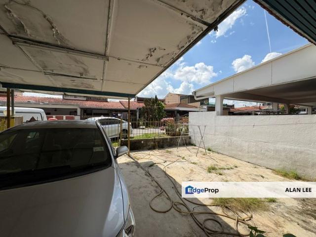 House for sale in Petaling, Subang Jaya