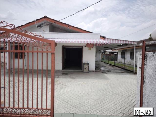 Bungalow for sale in Port Klang, Selangor