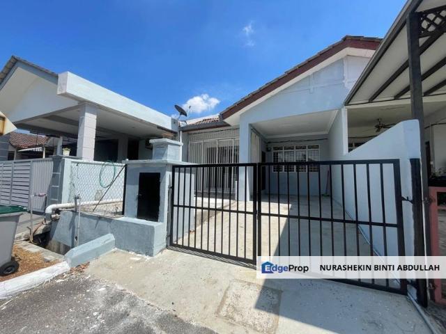 House for sale in Sendayan Village, Negeri Sembilan