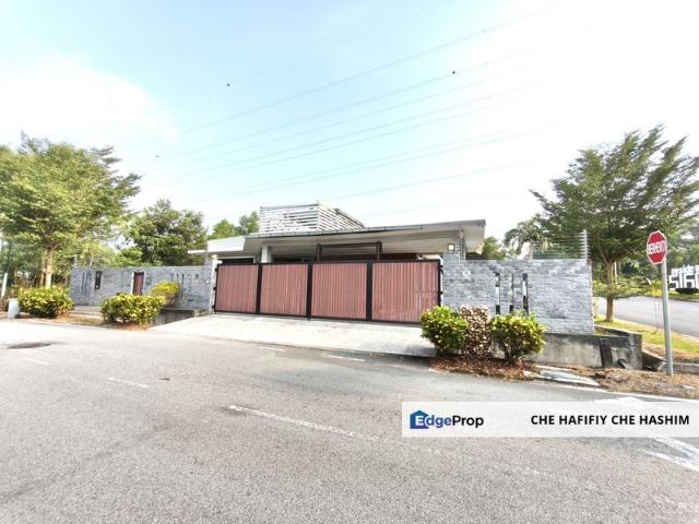 House for sale in Sendayan Village, Negeri Sembilan