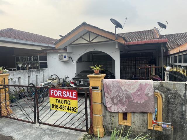 Terraced House for sale in Sendayan Village, Negeri Sembilan