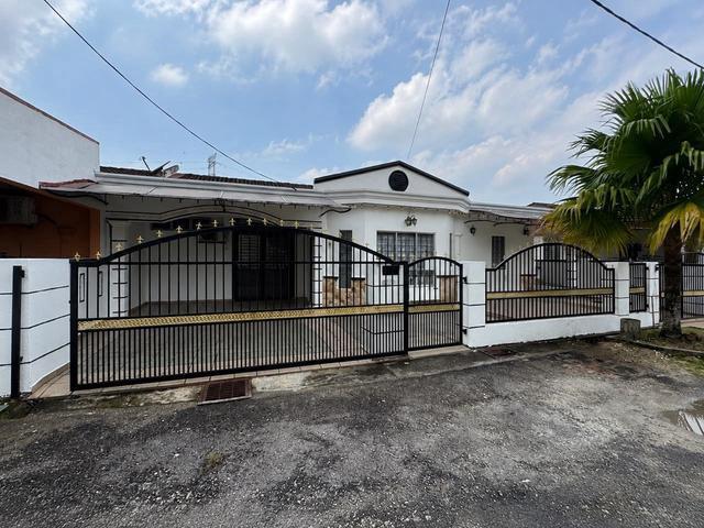 Residential House for sale in Sendayan Village, Negeri Sembilan