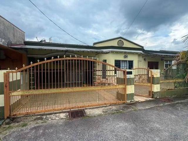 Residential House for sale in Sendayan Village, Negeri Sembilan