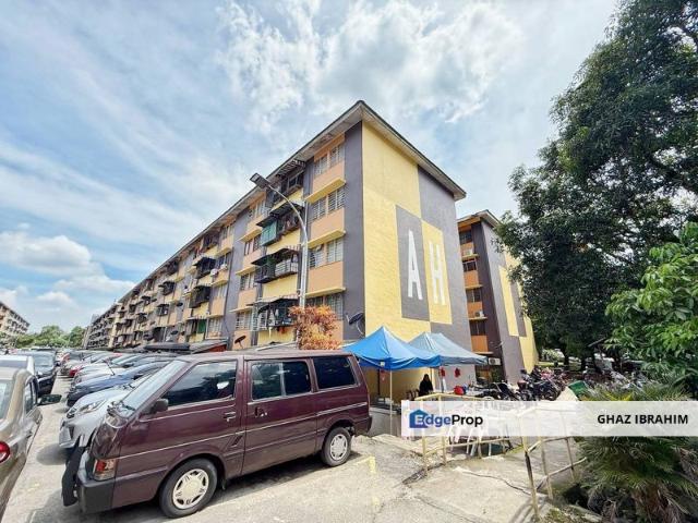Flat for sale in Langat, Selangor