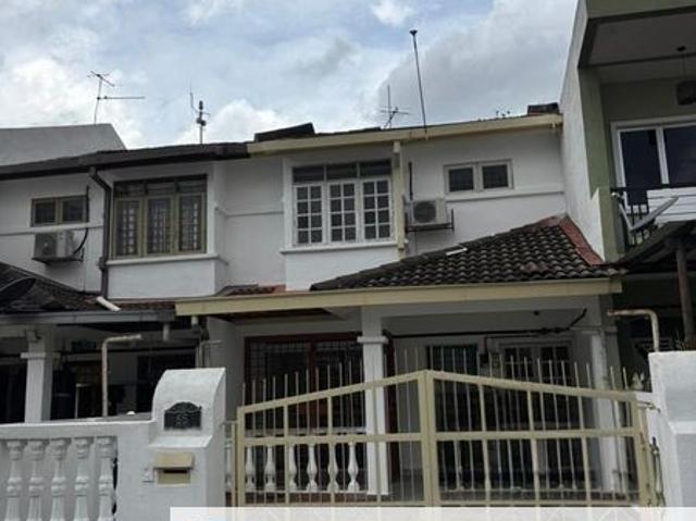 House for sale in Langat, Selangor