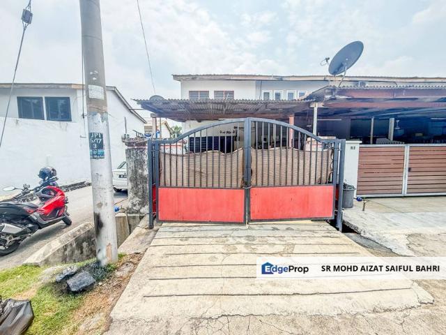 House for sale in Langat, Selangor