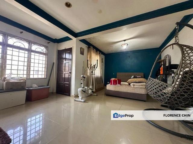 House for sale in Country Heights Damansara, Kuala Lumpur