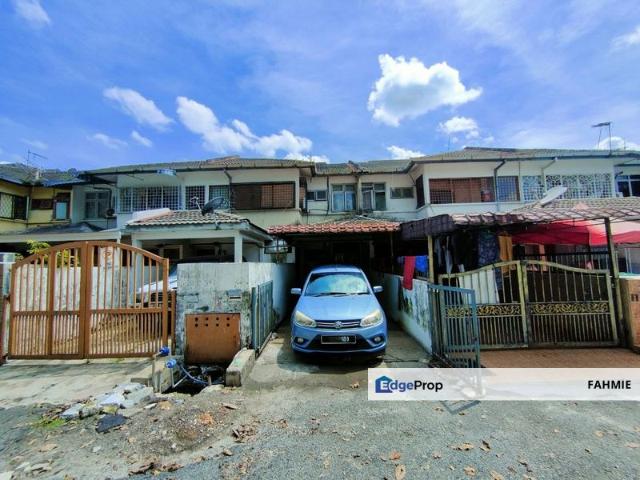 House for sale in Langat, Selangor